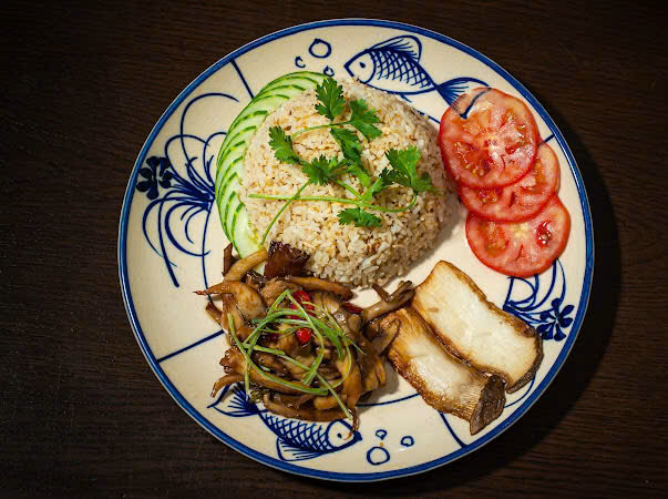 Fried rice simmer mushrooms
